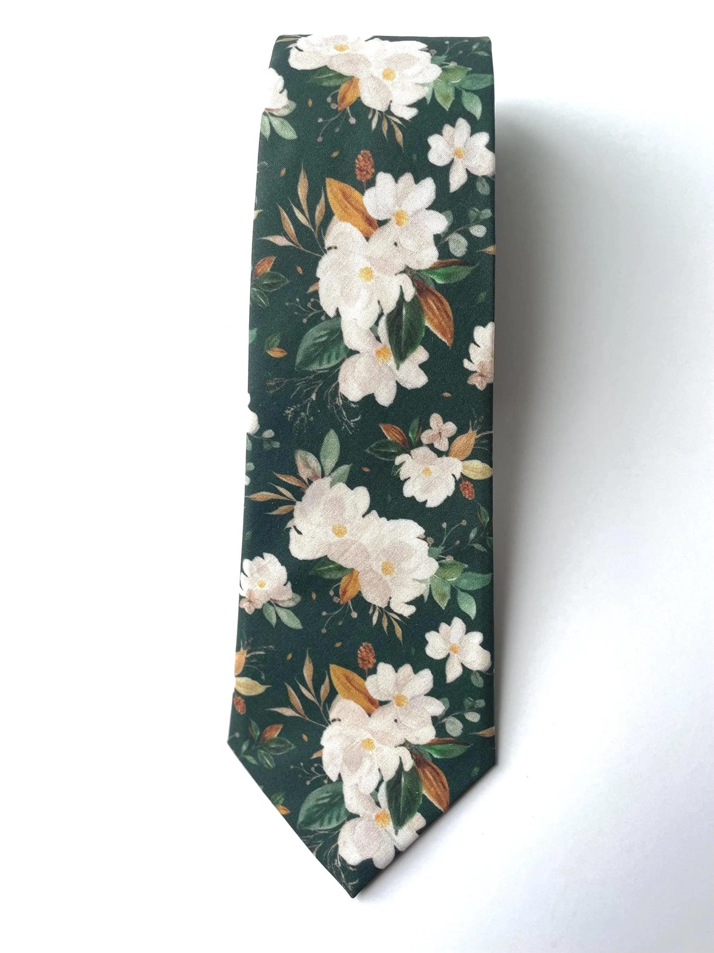 Emerald green floral neck tie, floral green wedding long tie for men and boys, rustic wedding tie, boho style necktie, grooms green tie