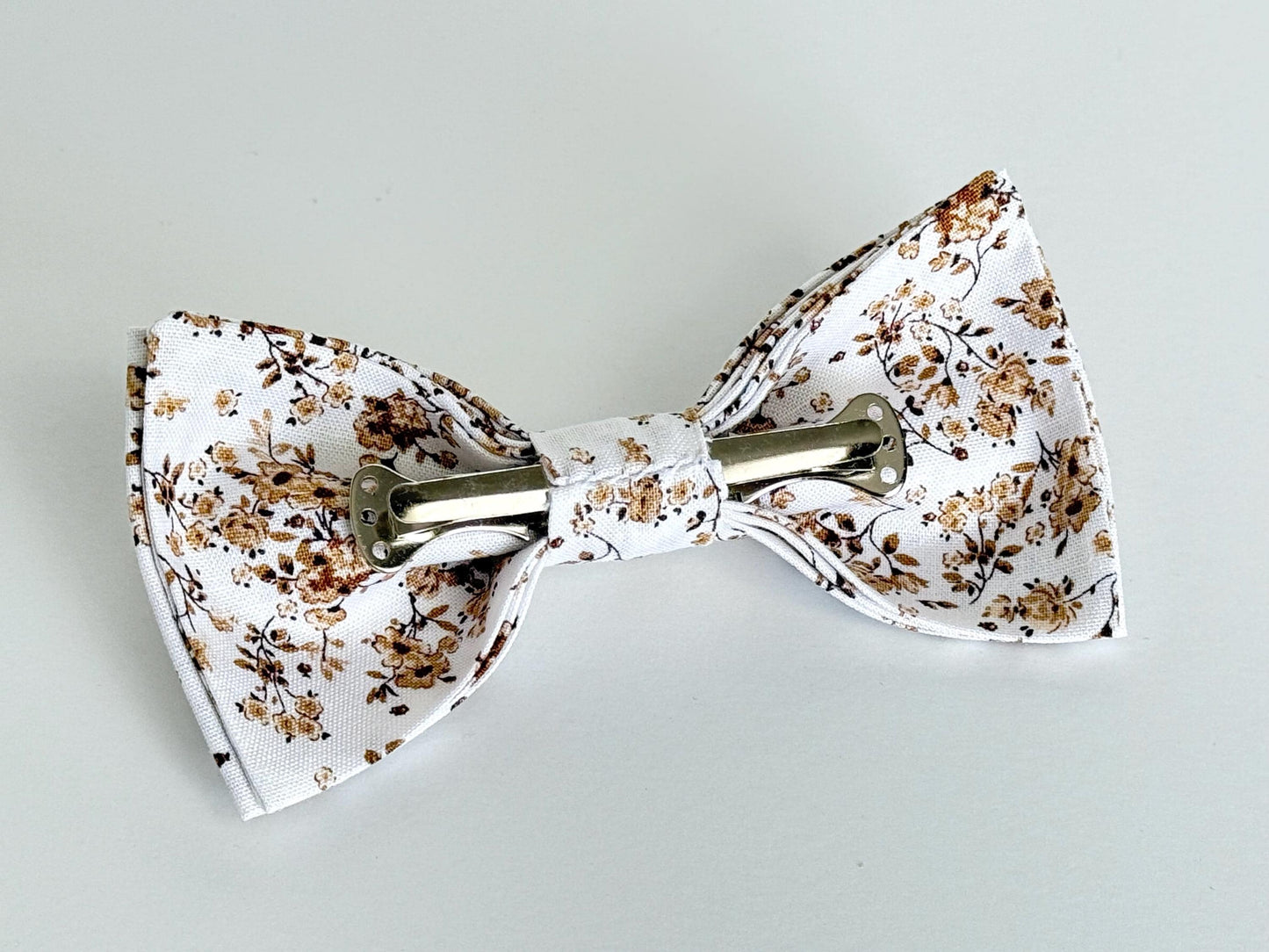 Brown floral tie for men, tan floral necktie, wedding tie for grooms, groomsmen skinny tie, floral regular tie, rustic wedding