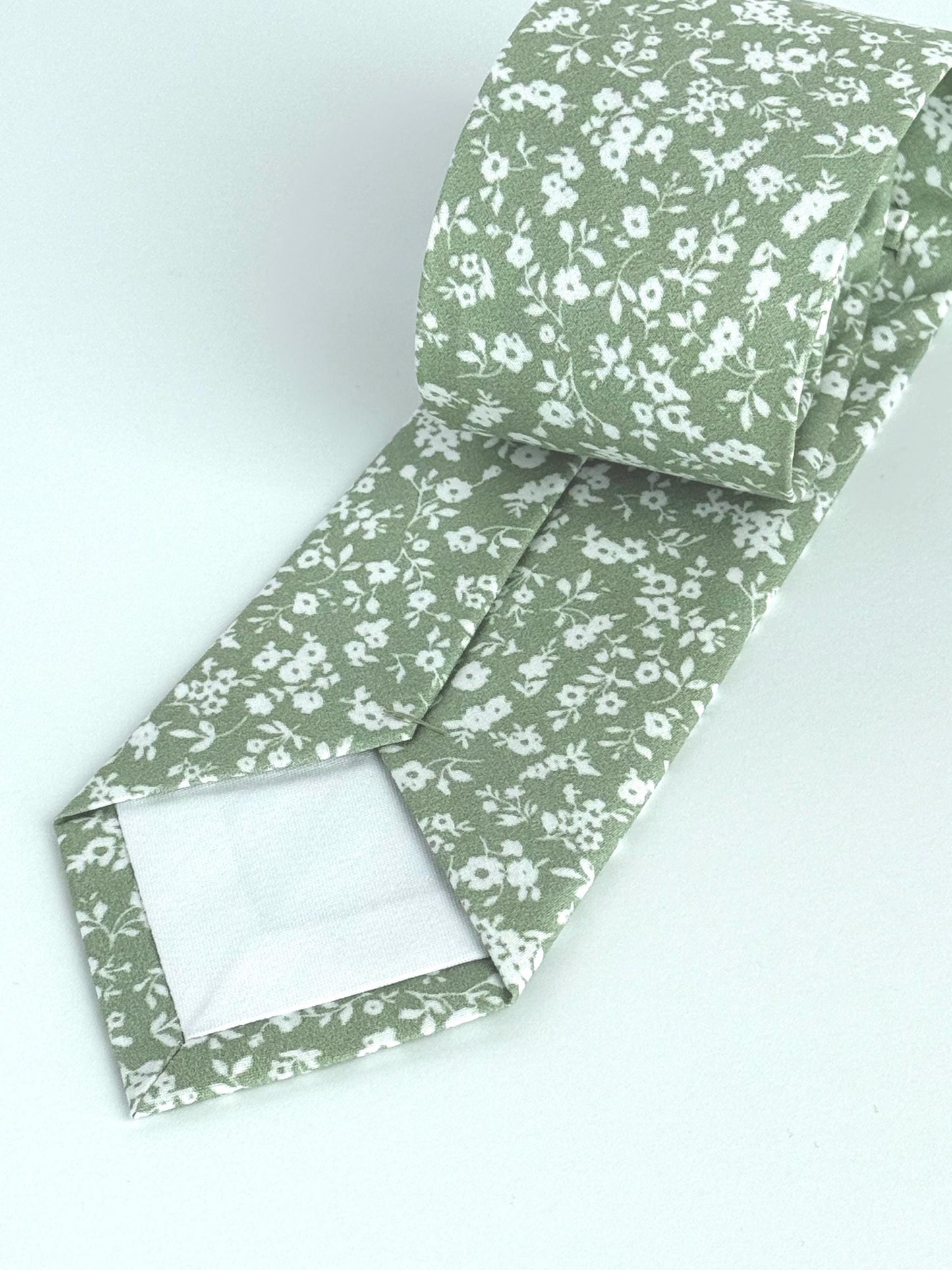 Sage green floral necktie, greenery bow tie for men and boys, pocket square, rustic wedding attire, groom long tie, groomsmen skinny tie