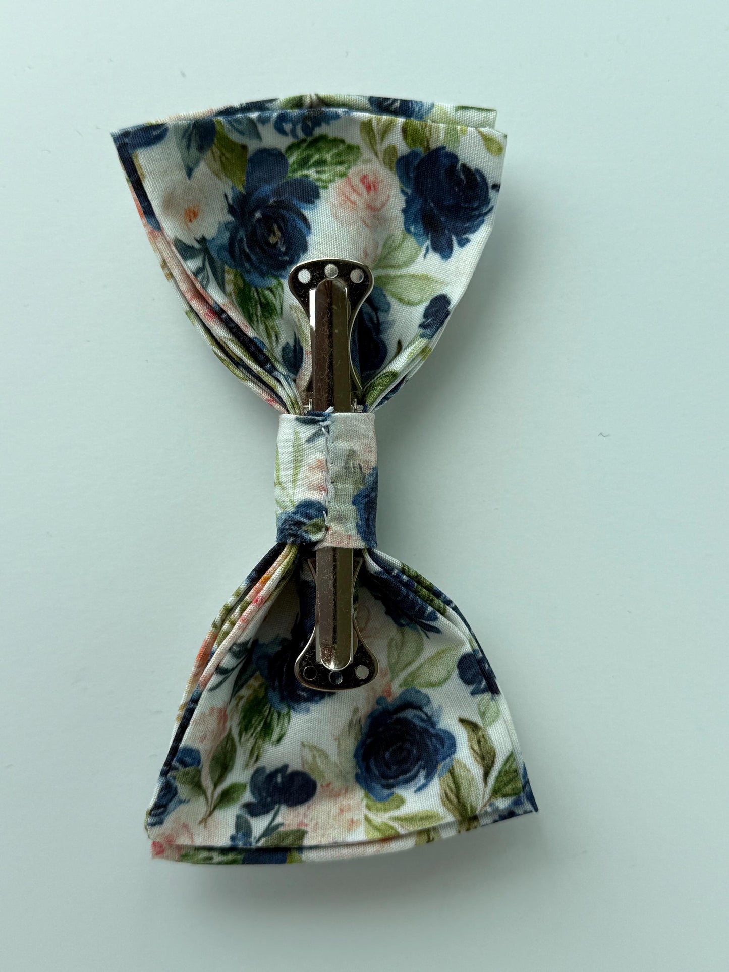 Navy blush floral necktie for men, wedding necktie, grooms groomsmen floral tie, navy flowers skinny tie, navy blush bow tie, pocket square