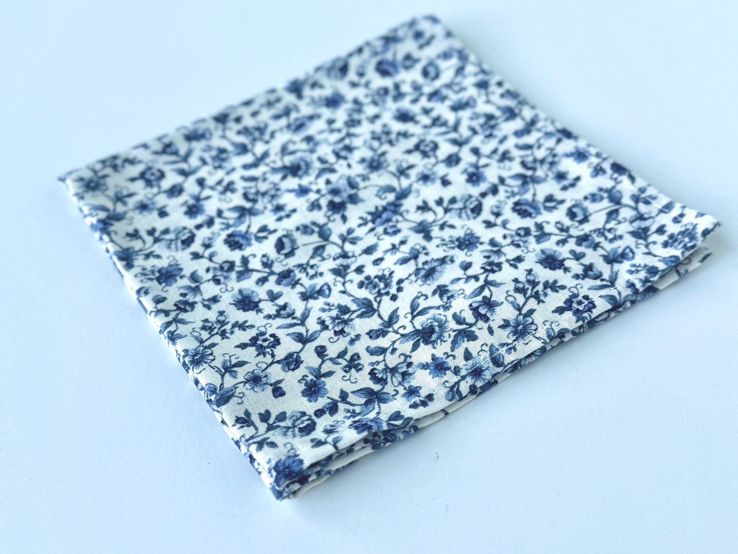 Blue floral necktie for men and boys, wedding dusty blue floral bow tie, pocket square, regular tie, skinny tie for grooms, groomsmen,