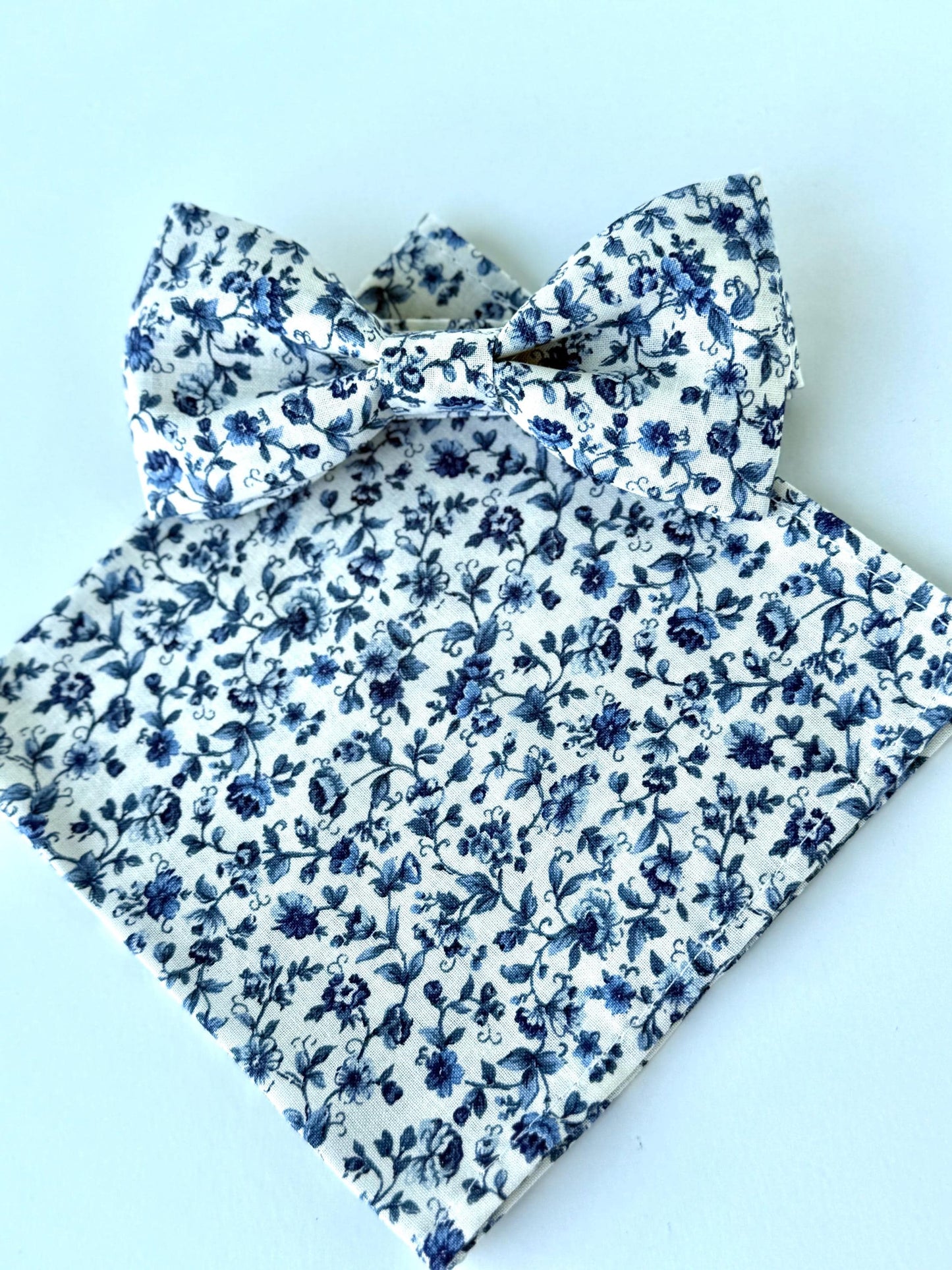 Blue floral necktie for men and boys, wedding dusty blue floral bow tie, pocket square, regular tie, skinny tie for grooms, groomsmen,