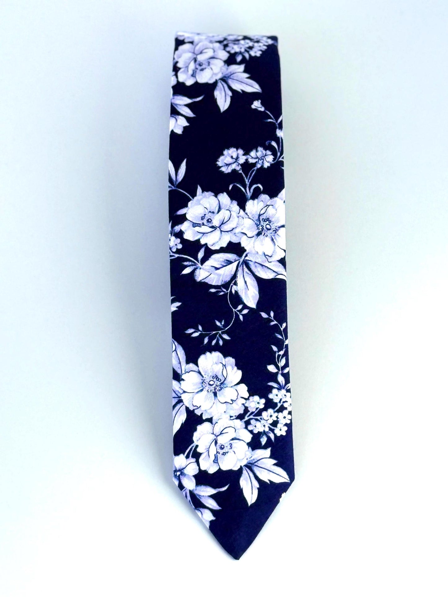 navy blue floral skinny tie
