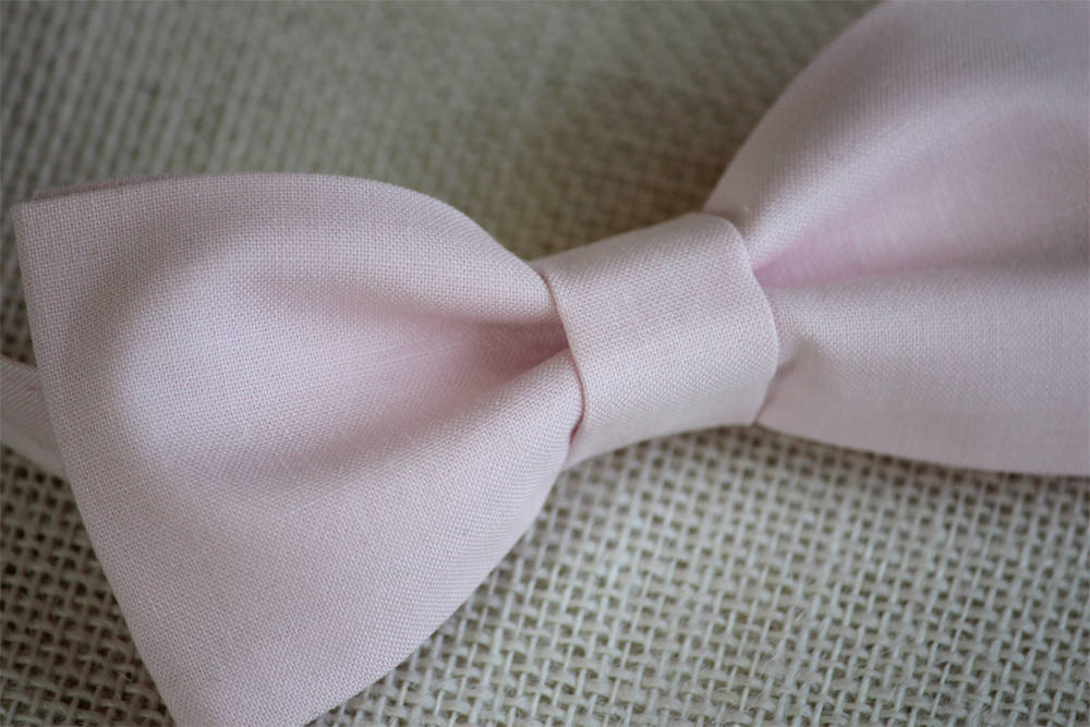Light pink bow tie, mens bow tie,groomsmen bow tie, pale pink bow tie,pearl pink bow tie, wedding bow tie,ringboy bow tie,ring bearer bowtie
