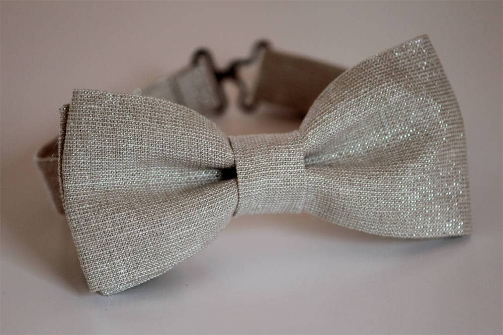 Gray linen bow tie, gray metalic linen mens bow tie, wedding bowtie, groomsmen bow tie, groom bow tie, fall bow tie, grey bow tie, sparkle