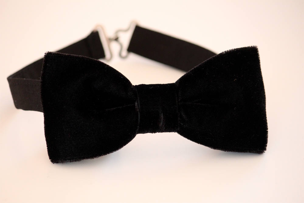 Black velvet bow tie, men's wedding bow tie, groom bow tie, luxury bow tie, Christmas bow tie, groomsmen ringbearer bow tie, kids bow tie