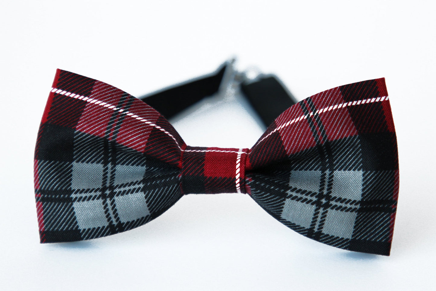 Plaid bow tie, red black grey plaid bowtie, Christmas plaid bow tie, mens boys kids bow tie, holiday outfit bow tie, photo shoot bow tie