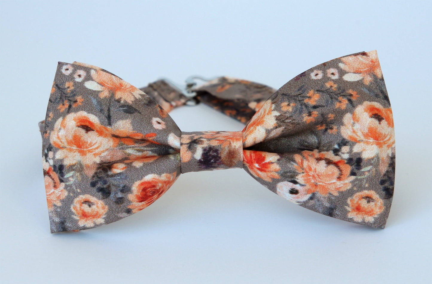 Grey peach neck tie, mens bow tie, pocket square, wedding gray blush floral bowtie, grooms groomsmen, ring boy bow tie with flowers, autumn