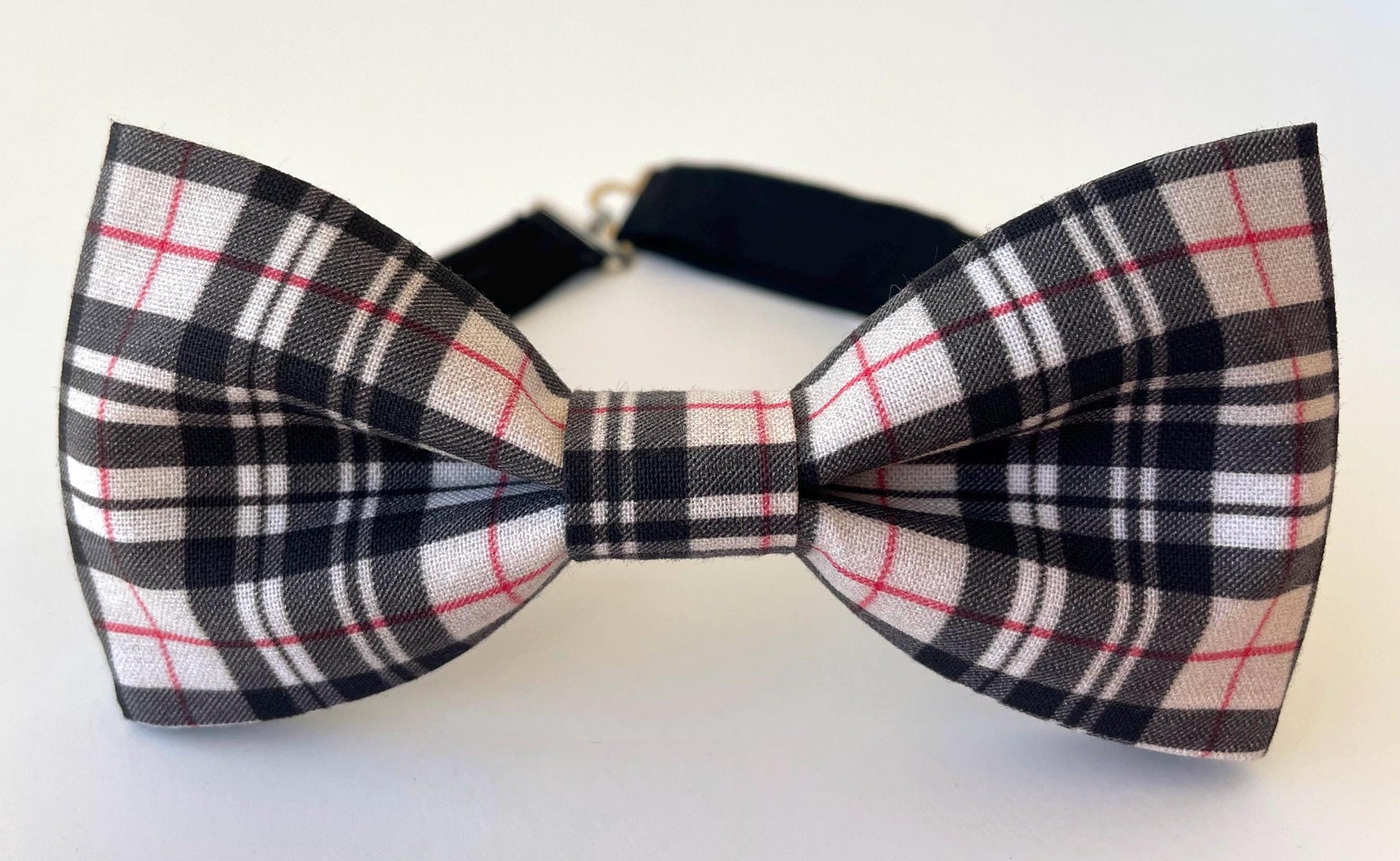 Plaid bow tie for men, boys plaid bow tie, light tan black plaid bowtie, plaid bow tie, autumn plaid men's bow tie, tan red black bow tie