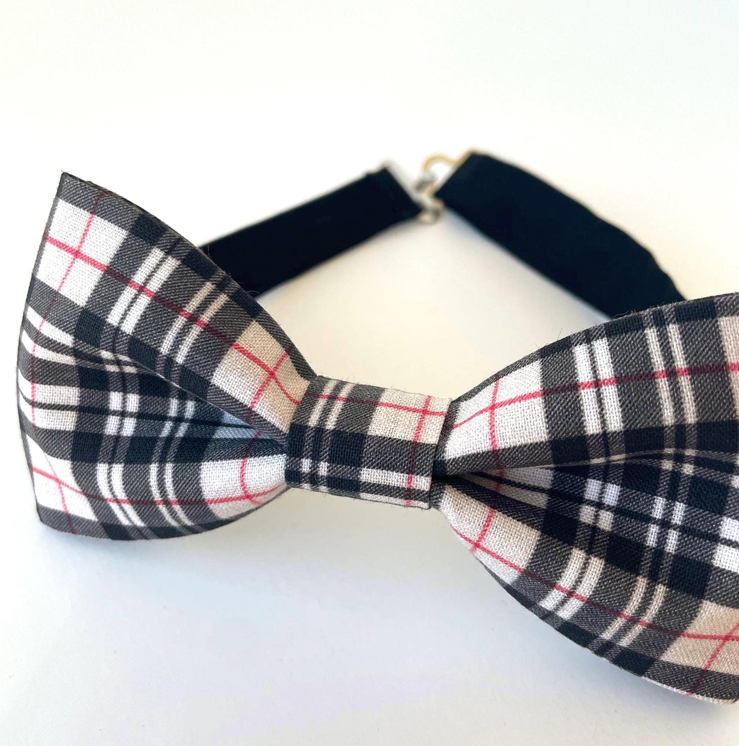 Plaid bow tie for men, boys plaid bow tie, light tan black plaid bowtie, plaid bow tie, autumn plaid men's bow tie, tan red black bow tie