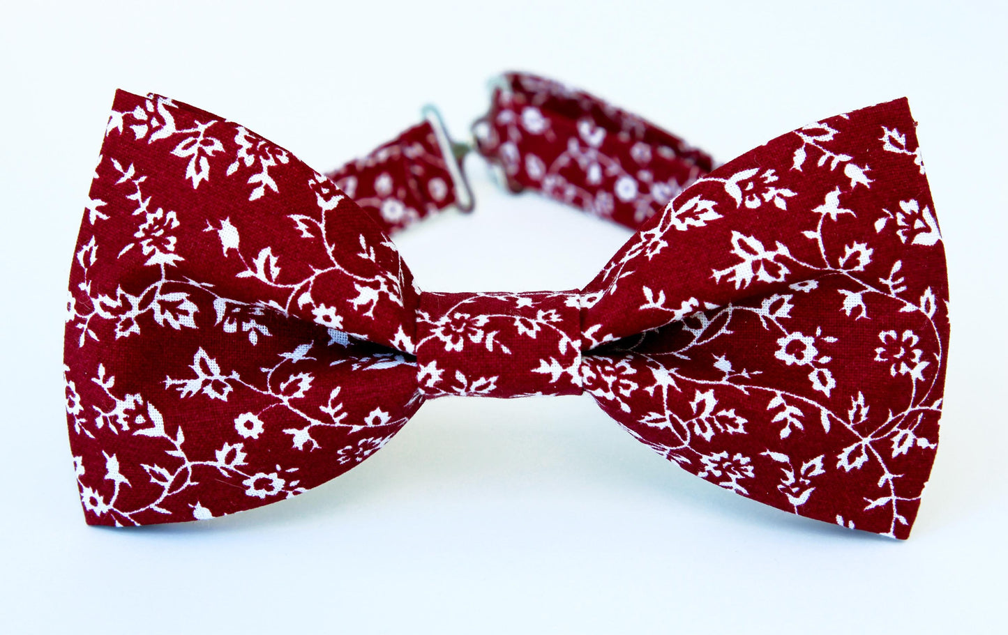 Burgundy floral bow tie for men and boys, brown suspenders, wine suspenders, wedding outfit, groomsmen wine bow tie, merlot bowtie, ringboy