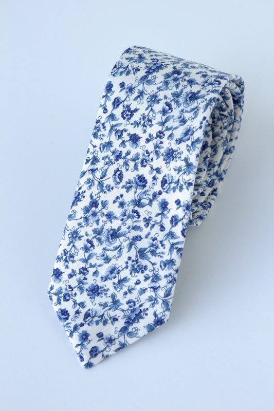 Blue floral necktie for men and boys, wedding dusty blue floral bow tie, pocket square, regular tie, skinny tie for grooms, groomsmen,