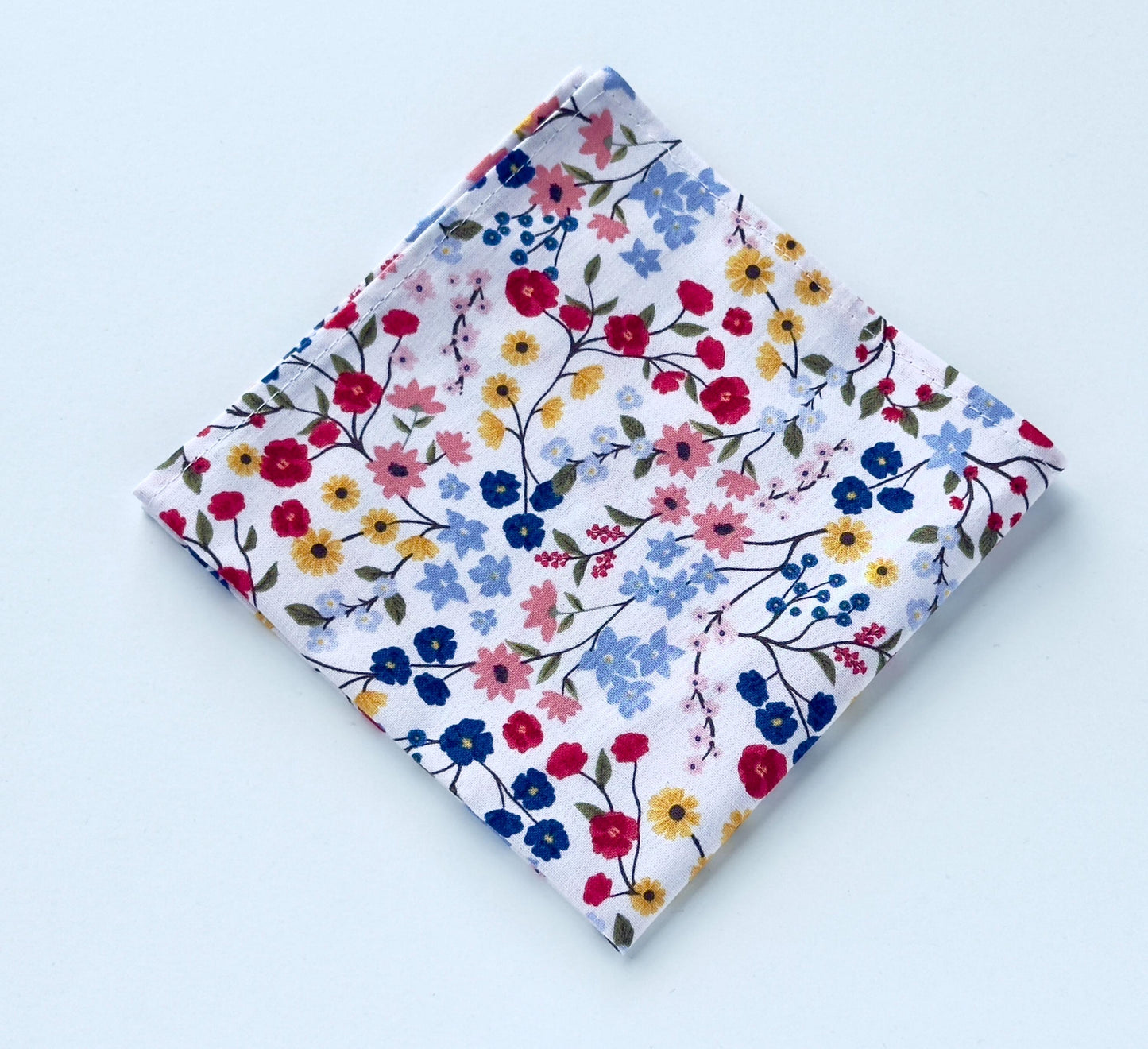 Red blue floral necktie for men and boys, wedding floral tie, skinny tie, blue flowers tie and pocket square