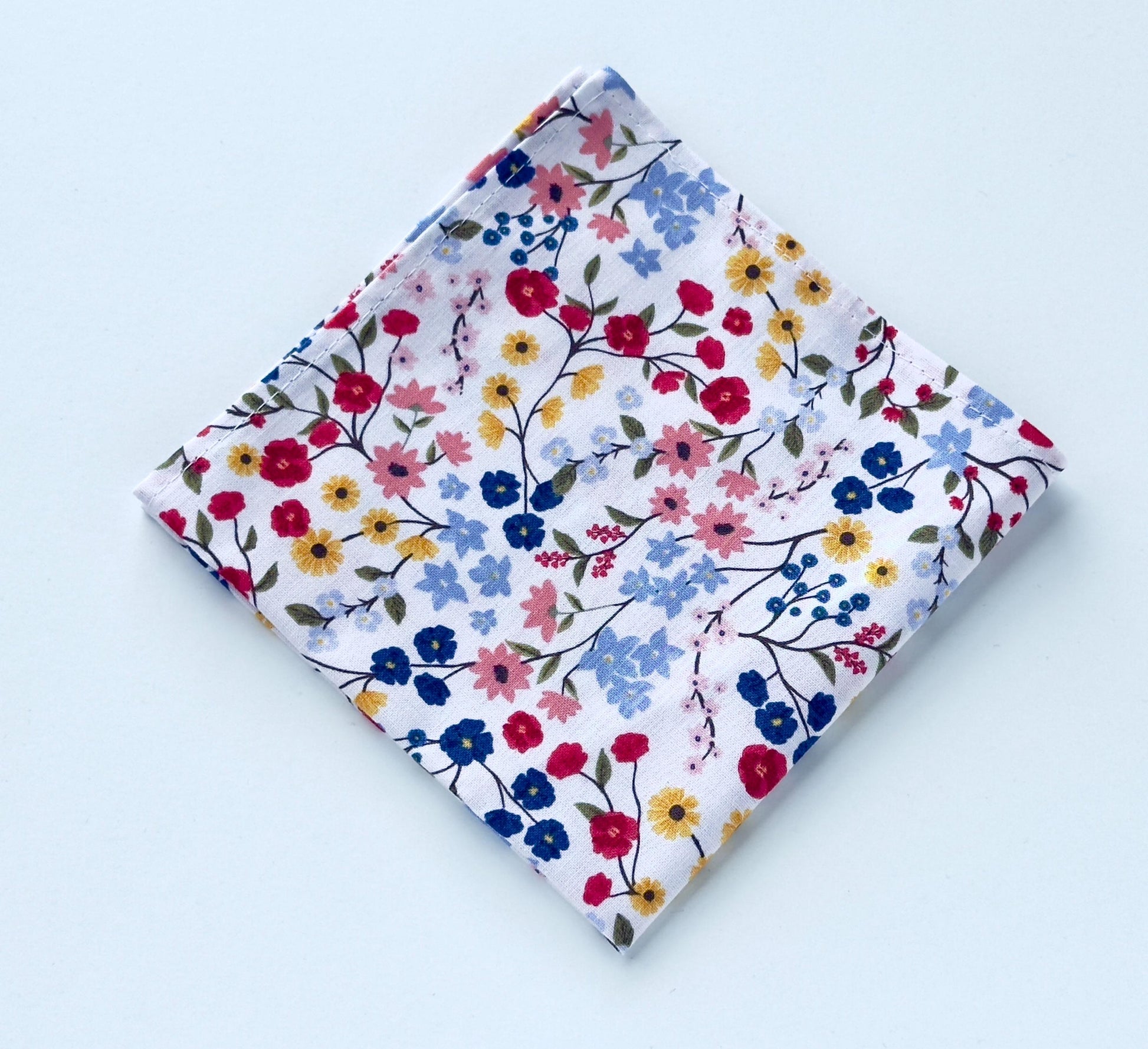 Red blue floral necktie for men and boys, wedding floral tie, skinny tie, blue flowers tie and pocket square