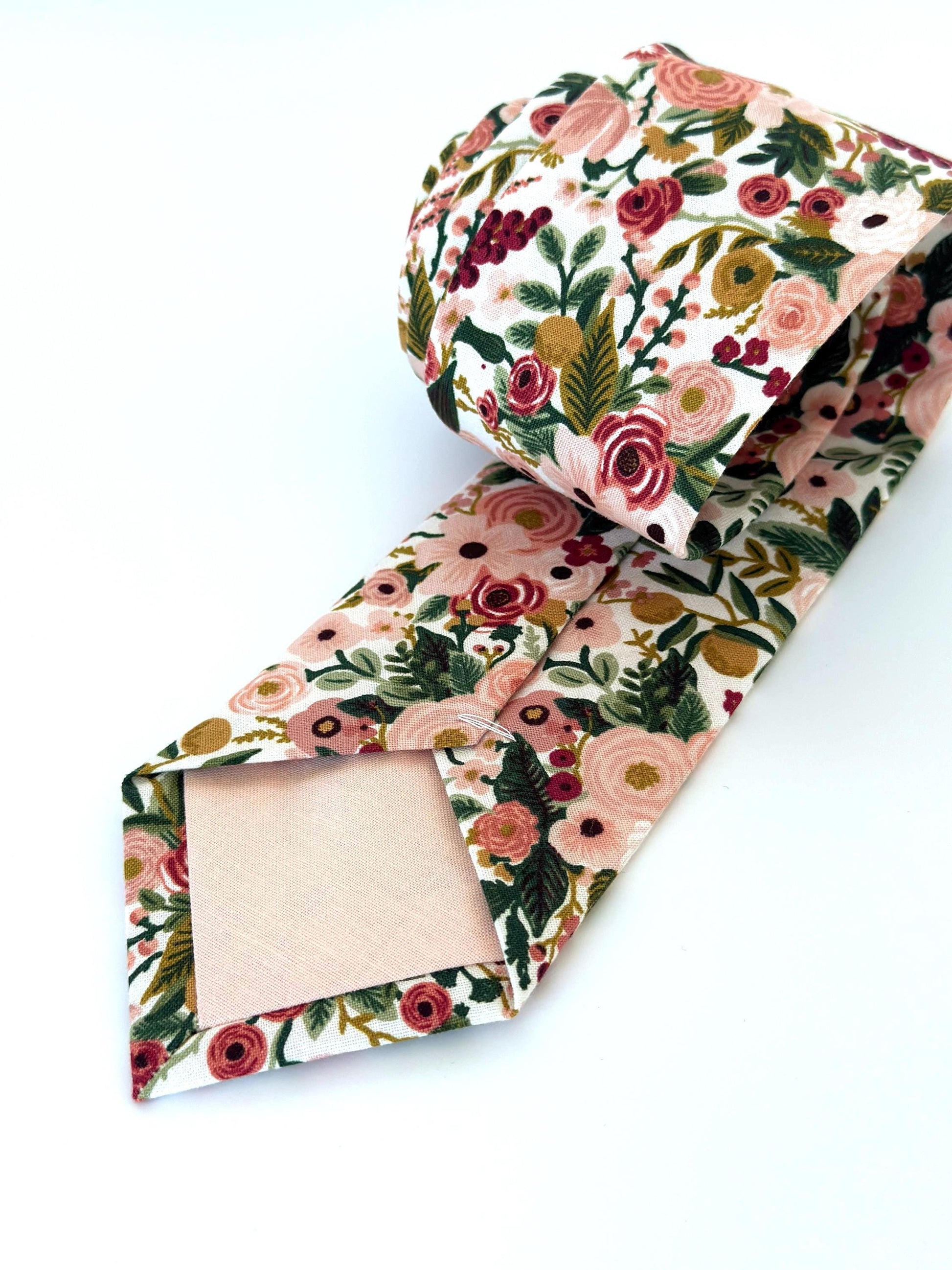 Men’s Floral Necktie, Wedding tie for grooms and groomsmen, Spring Wedding, blush pink floral necktie, Rose Garden Tie, Skinny Floral Tie