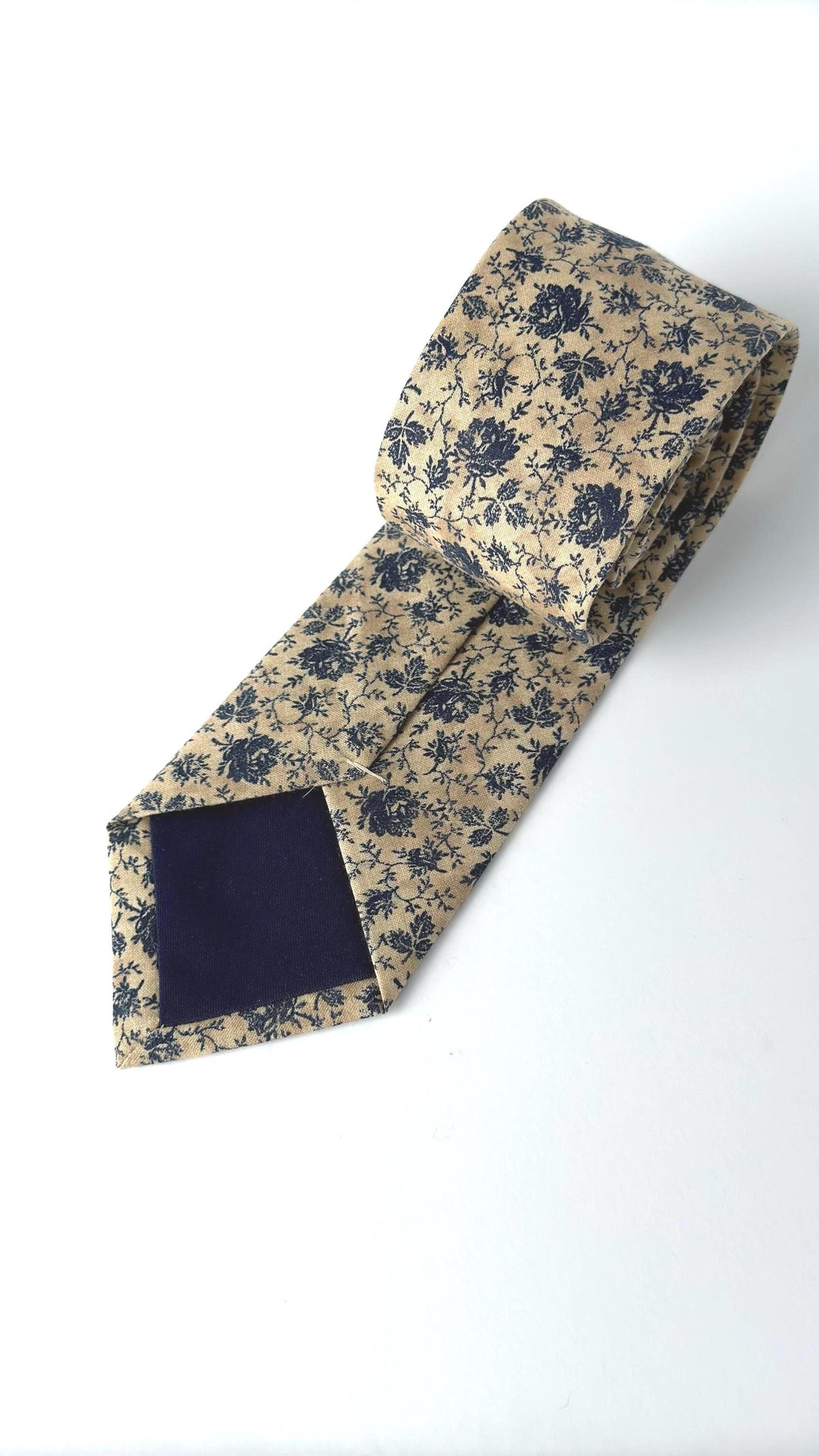 Navy Blue Floral Necktie, Tan Wedding Tie for Groom, Vintage Botanical Tie, Rustic Wedding Men’s Tie, Fall Wedding Accessory