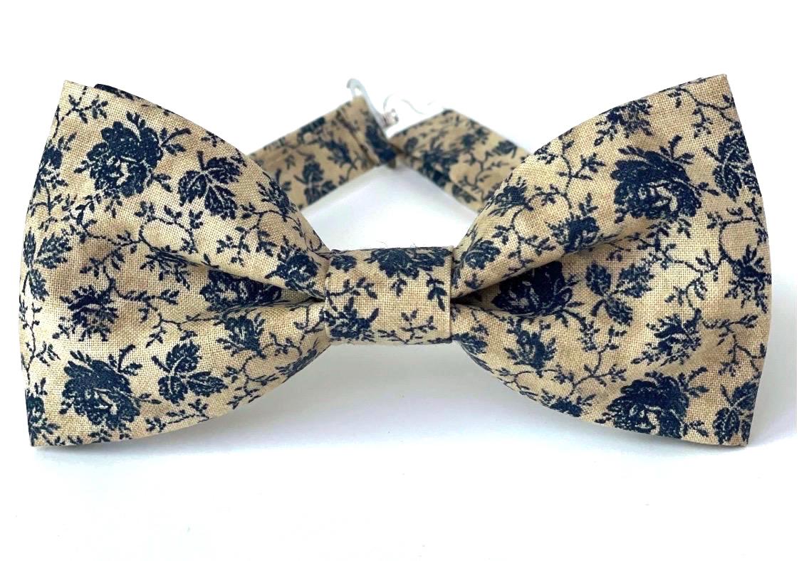 Navy Blue Floral Necktie, Tan Wedding Tie for Groom, Vintage Botanical Tie, Rustic Wedding Men’s Tie, Fall Wedding Accessory