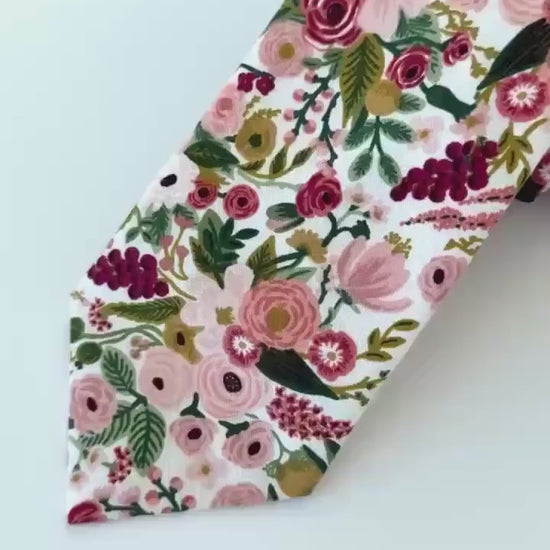 Men’s Floral Necktie, Wedding tie for grooms and groomsmen, Spring Wedding, blush pink floral necktie, Rose Garden Tie, Skinny Floral Tie
