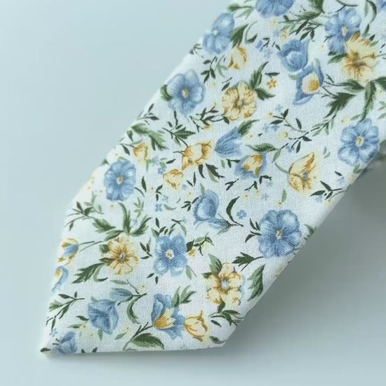 Men’s blue yellow floral necktie, skinny tie, summer wedding, blue flowers bow tie for men and boys, wildflowers necktie