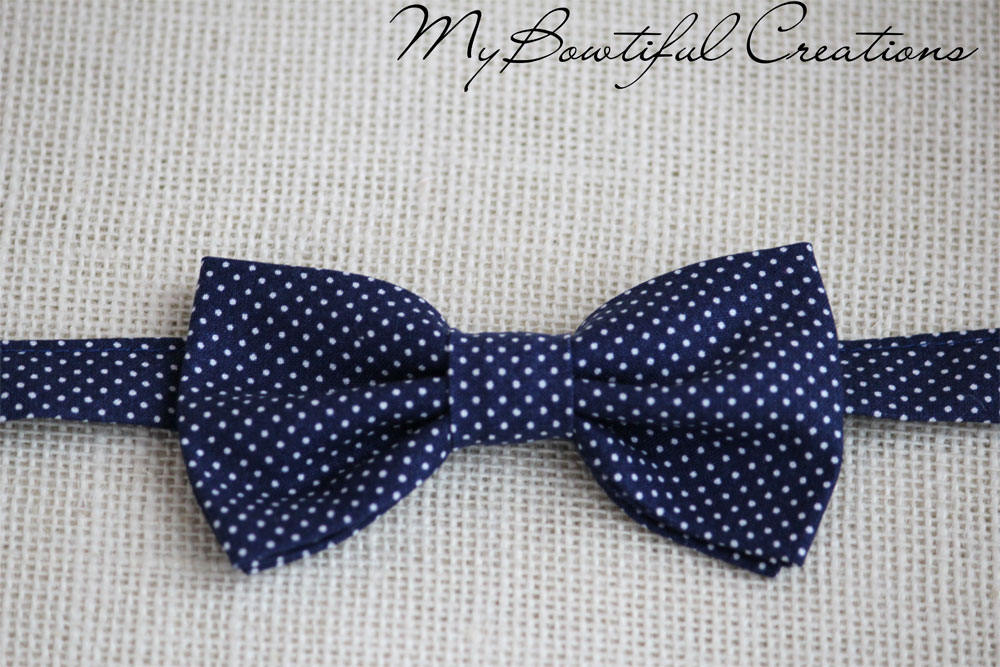 Navy polka dot bow tie, baby boy bow tie, mens bow tie, bow ties for boys, photoshoot bow tie, wedding bow tie, groomsmen bow tie