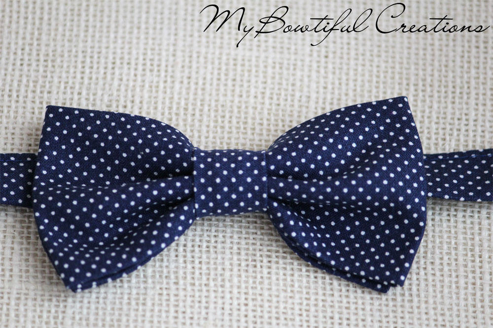 Navy polka dot bow tie, baby boy bow tie, mens bow tie, bow ties for boys, photoshoot bow tie, wedding bow tie, groomsmen bow tie