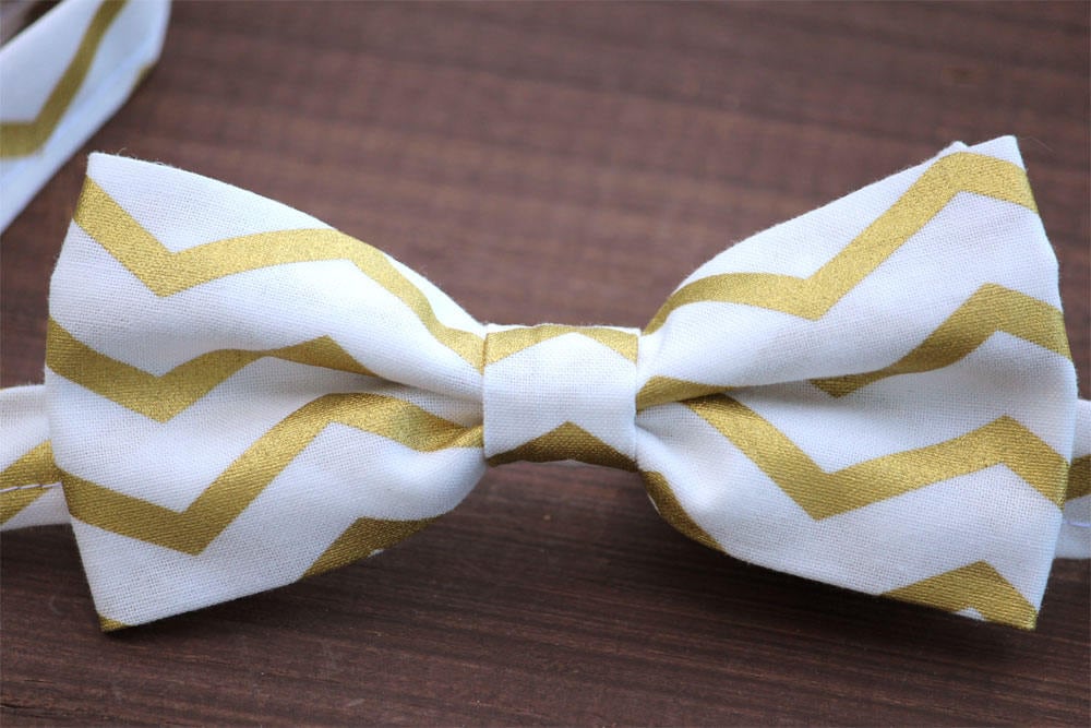 Gold white chevron bow tie, gold chevron bow tie, boys bow tie, mens gold bow tie, wedding bow tie, ring bearer bow tie, groomsmen bow tie