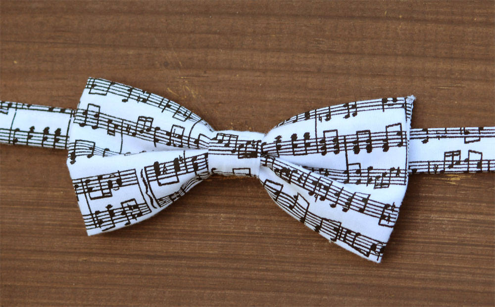 Music bow tie, musical notes bow tie, music teacher bow tie, recital bow tie, music lover bowtie, concert boys bow tie,piano recital bow tie