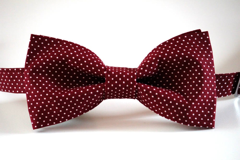 Burgundy bow tie, men's bow tie, wedding bow tie, maroon pin dots bow tie, boys bow tie, wine bow tie, groomsmen bow tie, ringbearer bow tie