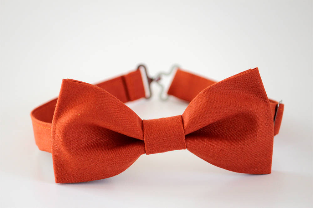 Dark orange men's bow tie, rust bow tie, copper bow tie, boy's pumpkin bow tie, terracotta bow tie, wedding bow tie, fall orange bow tie