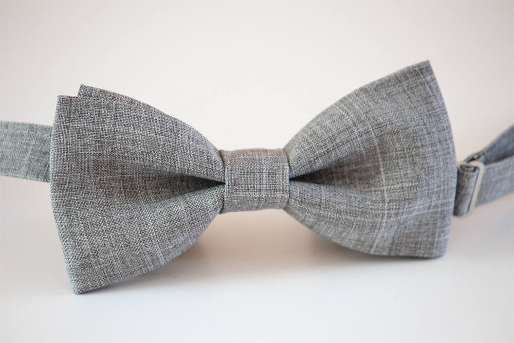 Mens bow tie, gray suiting bow tie, wedding bow tie, groom bow tie, groomsmen bow tie, ringboy bow tie, pageboy outfit, pre-tied bow tie