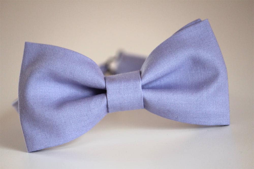 Lavender bow tie, men's wedding bow tie, groomsmen bow tie, groom bow tie, ringbearer bow tie, ringboy bow tie, purple bow tie for men