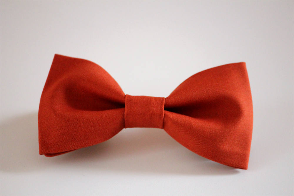 Dark orange men's bow tie, rust bow tie, copper bow tie, boy's pumpkin bow tie, terracotta bow tie, wedding bow tie, fall orange bow tie