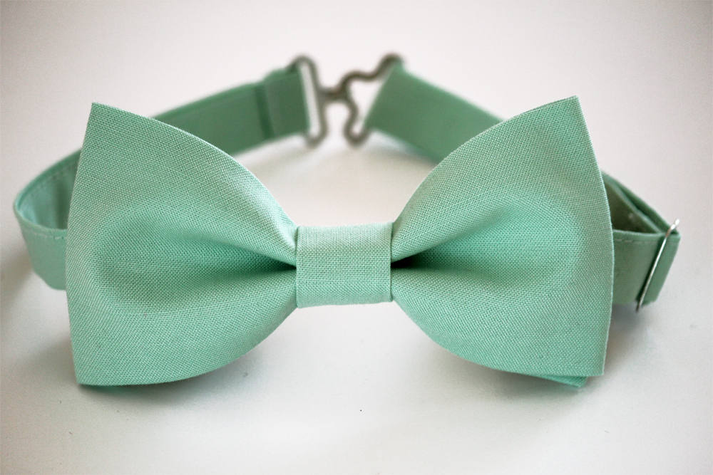 Dusty mint bow tie, men's wedding bow tie, groom bow tie, groomsmen bow tie, ringbearer bow tie, ringboy bow tie, mint blue bow tie boys