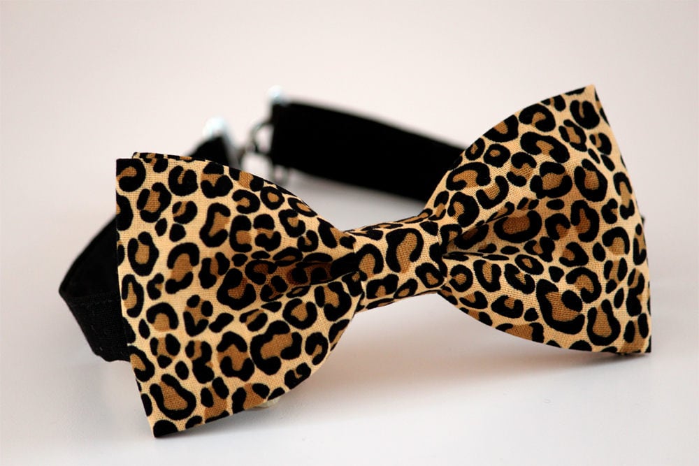 Cheetah bow tie, leopard bow tie, safari bow tie, gift for him, wedding bow tie, men's bow tie, boy's bow tie, animal print bow tie