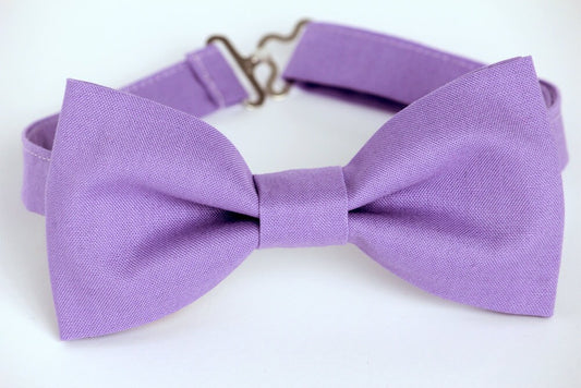 Lavender bow tie, wedding bow tie, mens purple bow tie, violet boys bow tie, groomsmen bow tie, groom, ring bearer bow tie, lilac bow tie