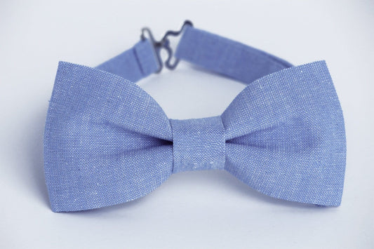 Blue jeans bow tie, light blue denim bow tie, light blue jeans boys bow tie, denim bow tie, mens blue bow tie, mens light blue bow tie