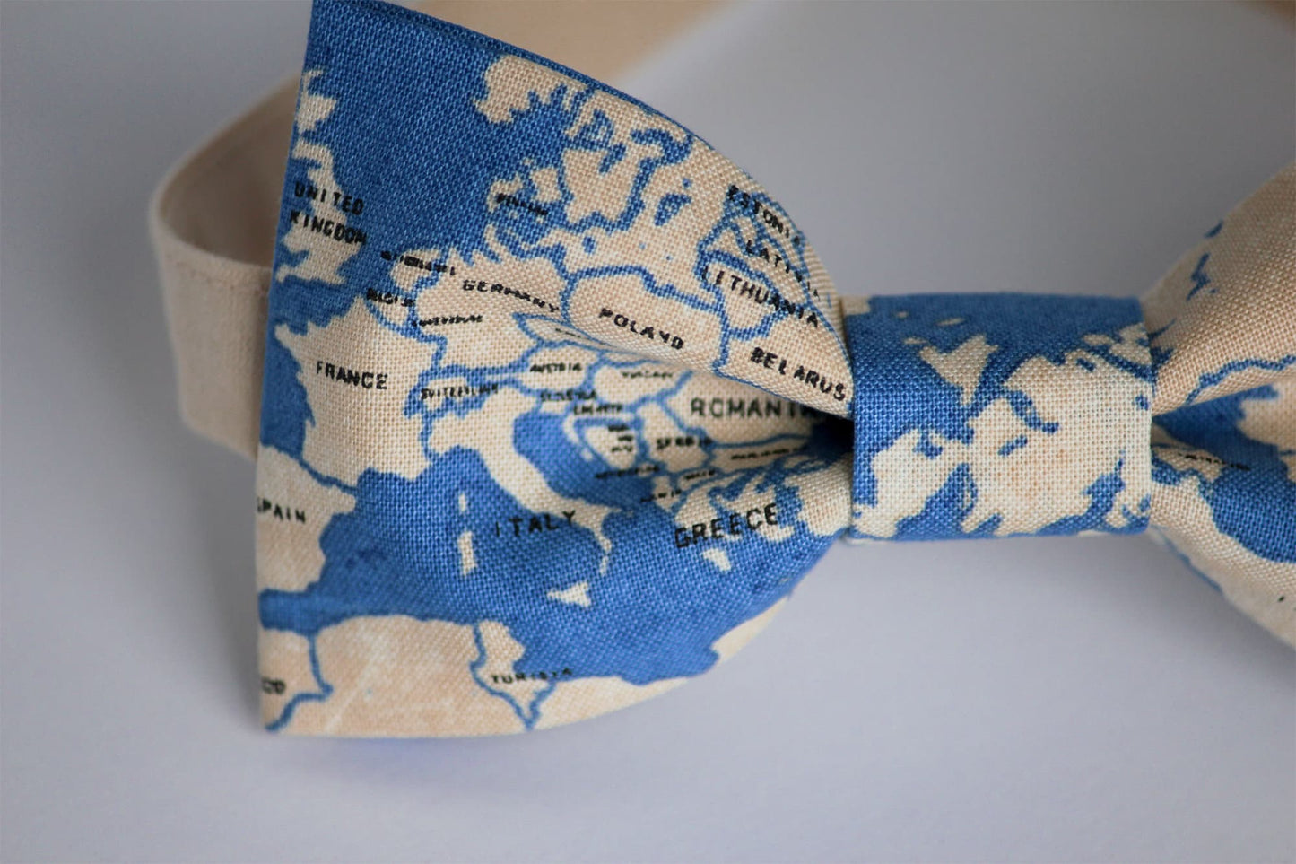 Map bow tie, world map bow tie, blue and tan bow tie, ocean bow tie, mens bow tie, travelers gift, gift for him, boys bow tie, Europe bowtie