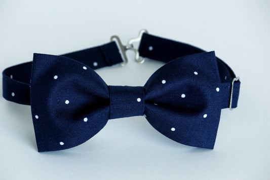 Navy white dots bow tie, navy blue white polka dots bow tie, navy wedding, ringboy, ringbearer bow tie, mens, grooms bow tie, navy bowtie