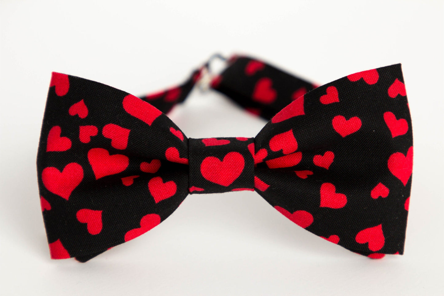 Black with red hearts bow tie, Valentine's Day bow tie, love bow tie, hearts bowtie, boys bow tie, mens bow tie, kids bow tie, black red bow