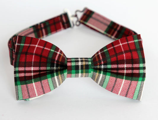 Christmas bow tie, plaid bow tie, mens red plaid bowtie, holiday tartan bow tie, kids bow tie, red green plaid boys bow tie, red bow tie