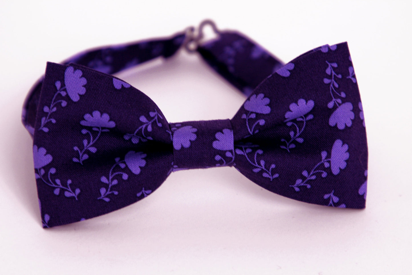 Purple blue floral bow tie, plum floral bowtie, mens wedding bow tie, boys bow tie, plum bow tie, purple bow tie, grooms tie, gift for him