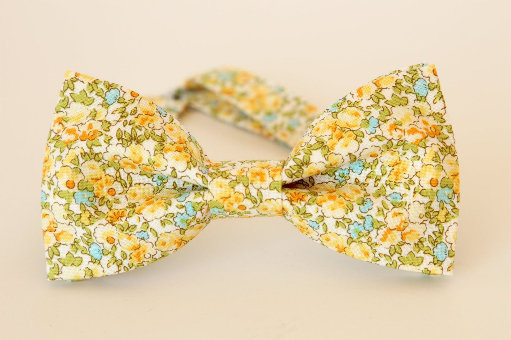 Yellow blue floral bow tie, mens floral bow tie, wedding bow tie, grooms groomsmen bowtie, ringboy ringbearer bow tie, yellow floral bow tie