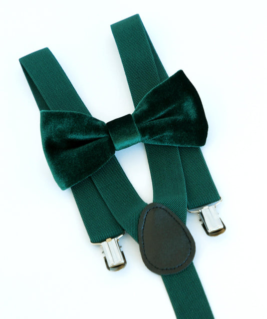 Green velvet bow tie and suspenders set, Christmas outfit, dark green velvet bow tie, wedding groom mens emerald bow tie, boys green bow tie