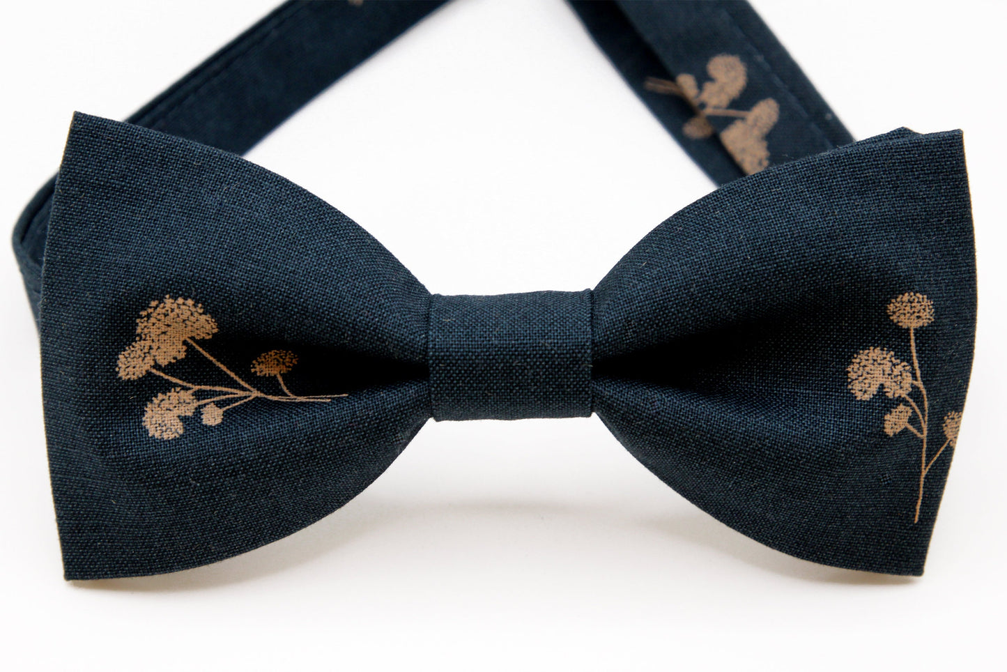 Deep blue floral bow tie, dark blue with dandelions bowtie, mens outift, elegant, gift for him, wedding bow tie, kids boys bow tie, fall tie