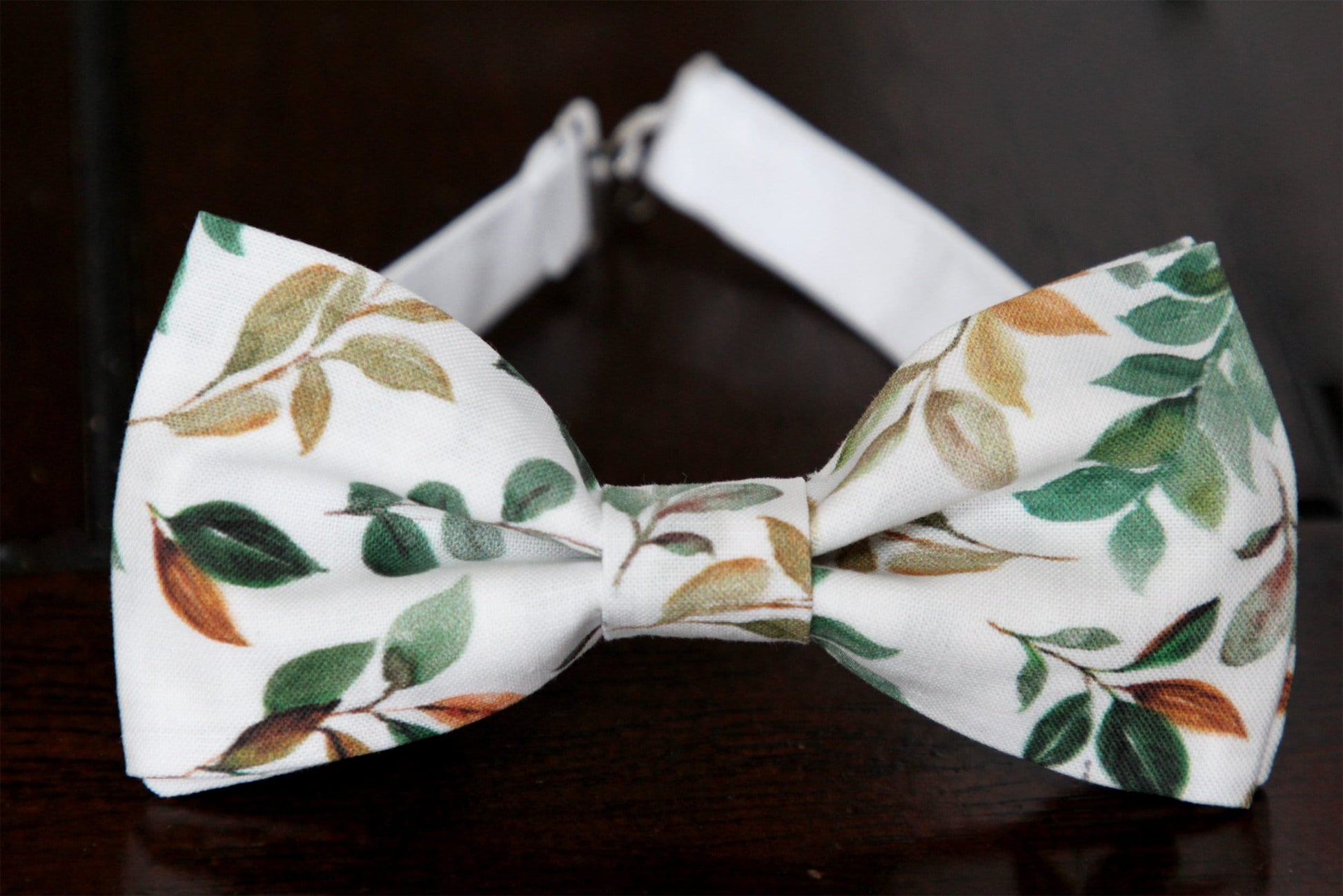 Floral sage bow tie, green leaves bowtie for men and boys, autumn floral rustic wedding bow tie pocket square, grooms ring bearer